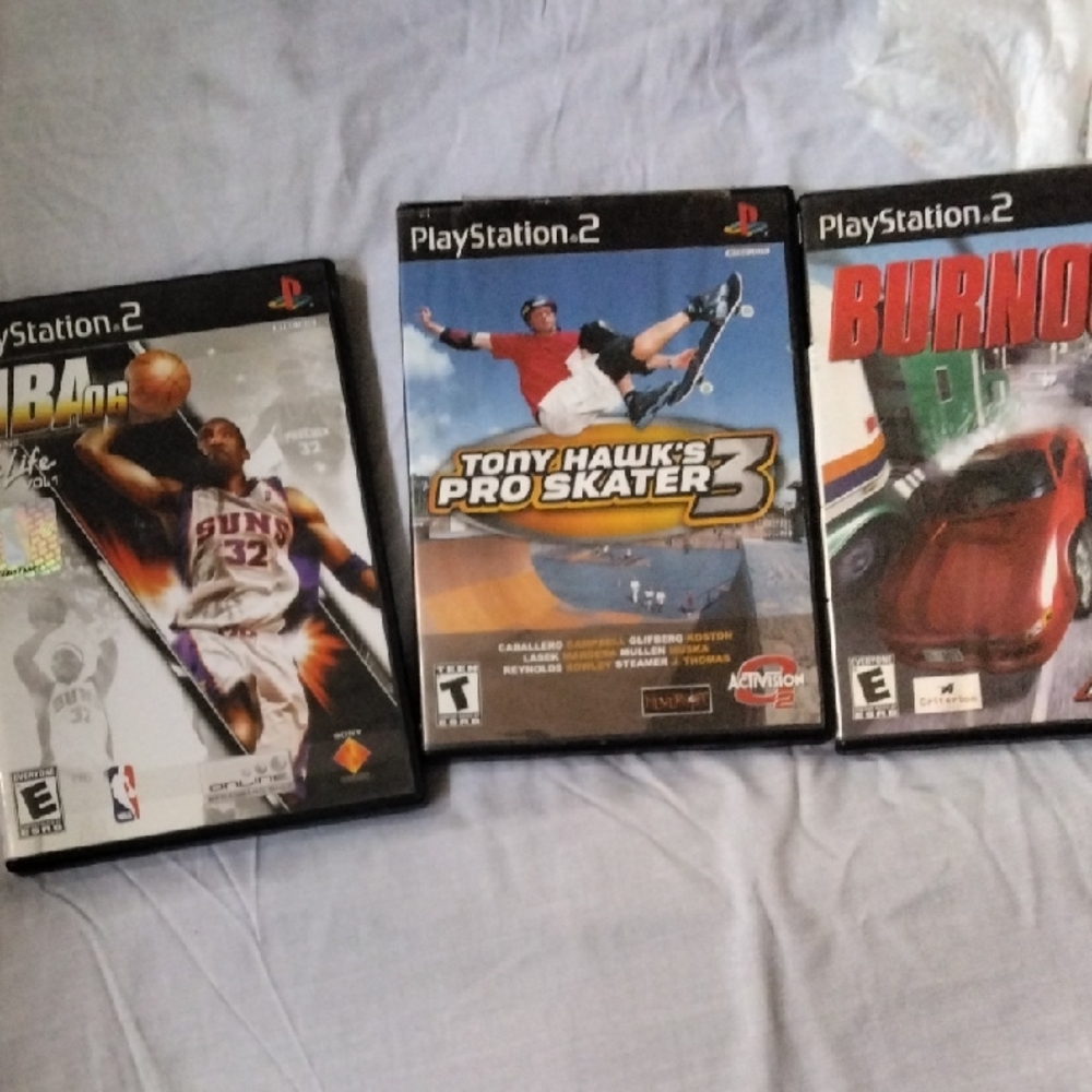 Sony Black and White PlayStation 2 Game Collection
